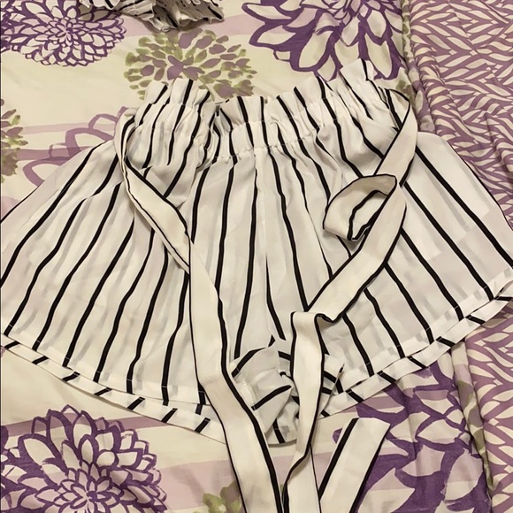 Two Piece Matching Set - Picture 3 of 4